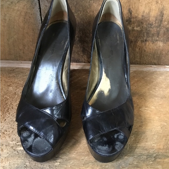 Marc Jacobs Black Heels - Picture 4 of 6